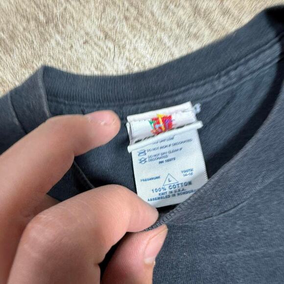 Vintage VTG Y2K Youth Six Flags DC Comics Bat Man Justice League Graphic T-Shirt - Picture 8 of 8